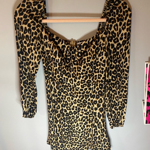Reformation mochi animal print mini  long sleeve dress 👗 - Picture 3 of 7